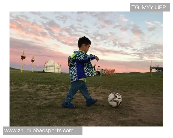 小足球场的快乐时光:孩子们的梦想与成长之地 小足球场的快乐时光:孩子们的梦想与成长之地